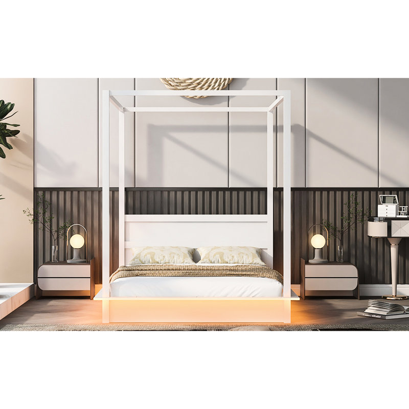 Très grand lit, blanc, lit à baldaquin, DEL, extérieur élégant, auvent élégant pour lit plateforme, lignes épurées, attrait intemporel