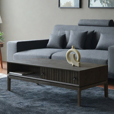 Table basse au design simple et unique
