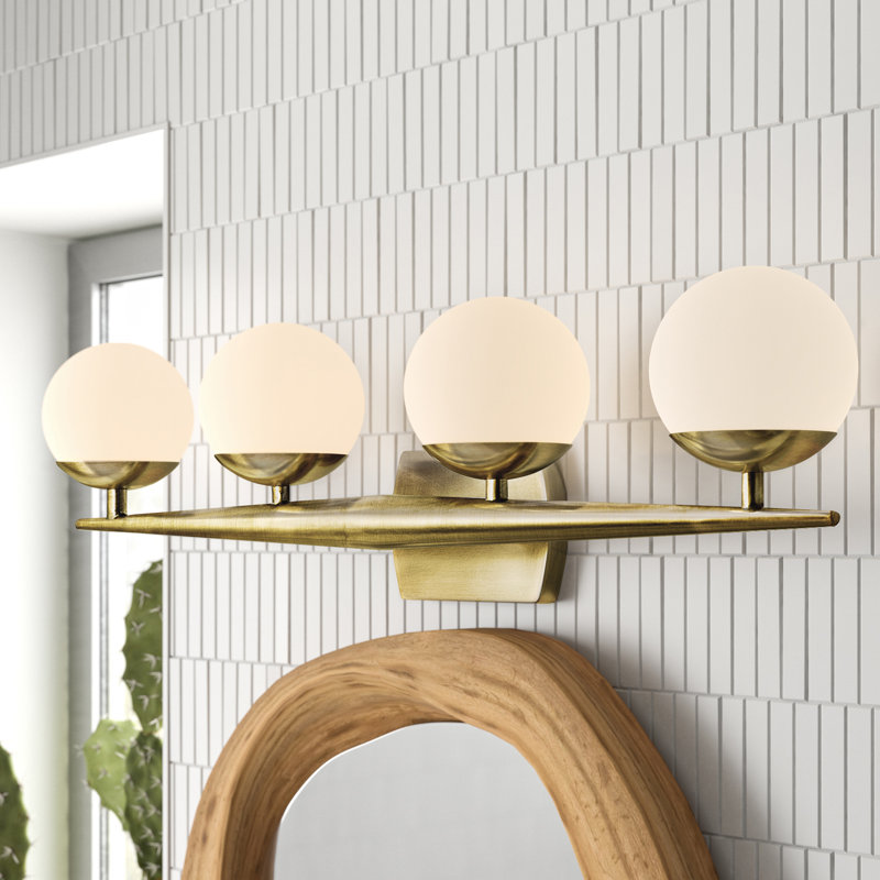 Éclairage de salle de bain à intensité variable à quatre lumières Kaylianie, Laiton naturel