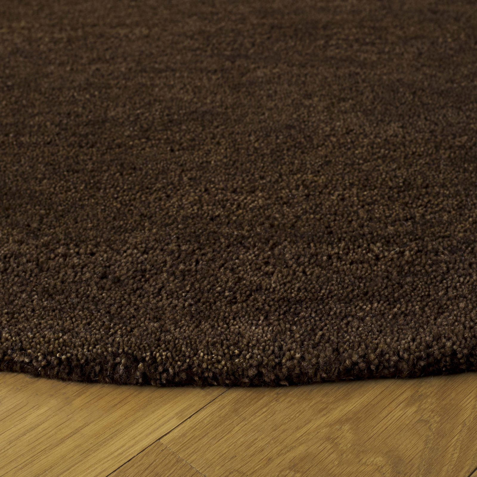 Racheal Brown Hand-Woven Rug, Round 6'