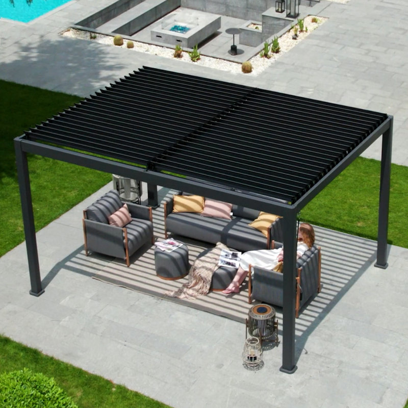 13 pi. L 10 pi. D Pergola en acier avec auvent