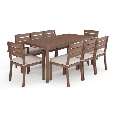 Ensemble de patio toutes saisons Martha Stewart Bedford avec table de 71 po et 8 chaises de salle à manger empilables