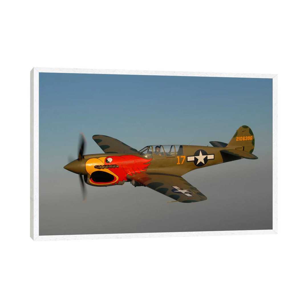 P-40 Warhawk Flying Over Chino, California von Phil Wallick - Galerie-umwickelte Leinwand Giclée auf Leinwand