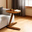 Table de bout en forme de C fabriquée à la main en bois massif, table d'appoint peu encombrante pour canapé et canapé, plateau de télévision moderne pour le salon et les petits espaces