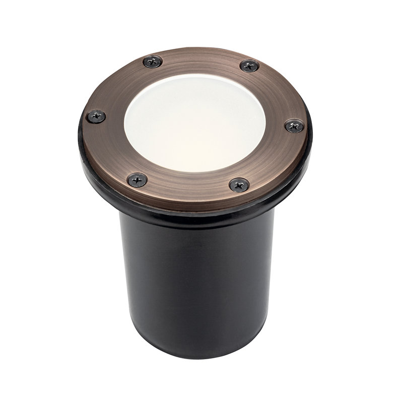 Laiton 12V dans le sol avec givré