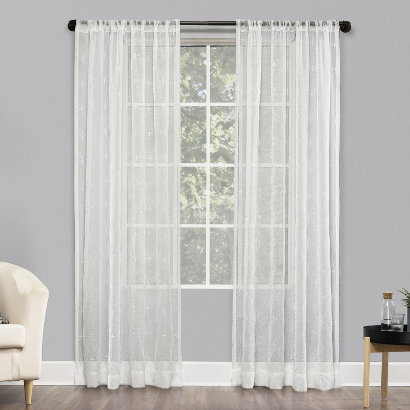 Panneau de rideau transparent avec passe-tringle brodé - Basics by Wayfair ™, Ivoire ivoire, L 50 po x L 84 po