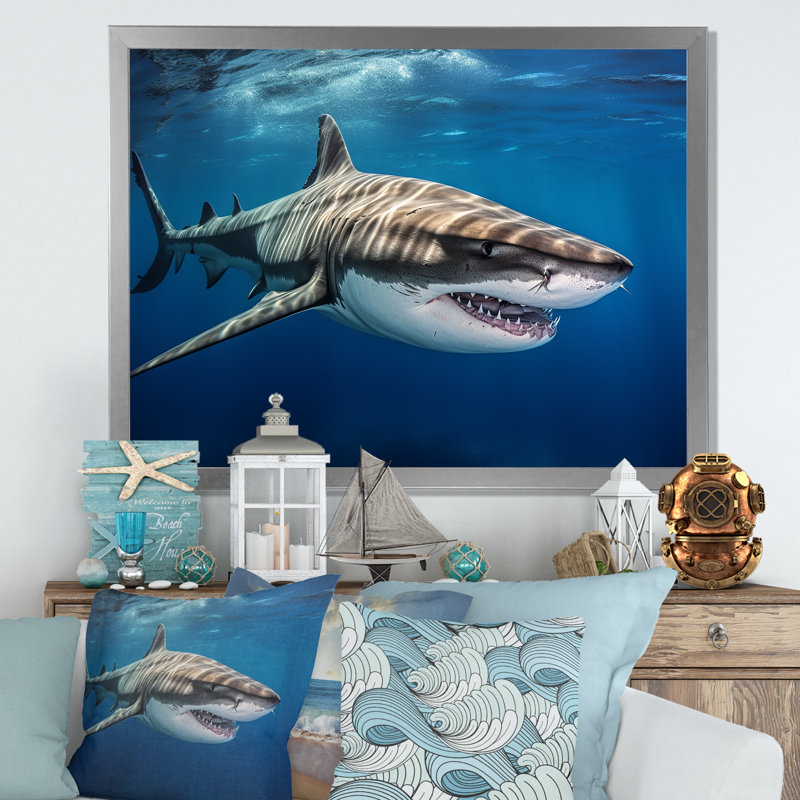 «Tiger Shark Territory I» sur toile, Cadre simple argenté, H 30 po x l 40 po x P 1,5 po