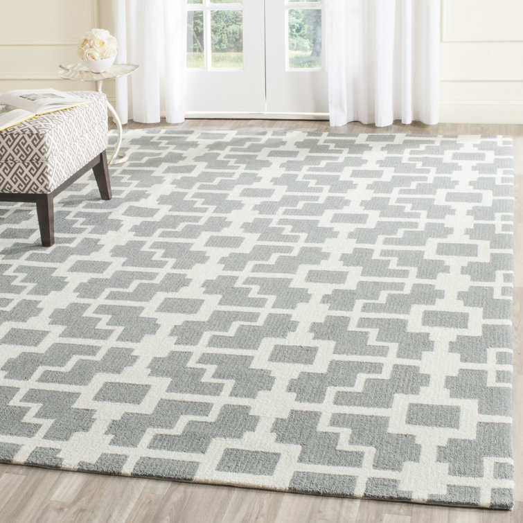 Vannatter Hand Hooked Performance Geometric Rug