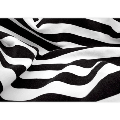 Le tissu noir et blanc crée un grand papier peint amovible auto-adhésif à effet tourbillon ou zébré