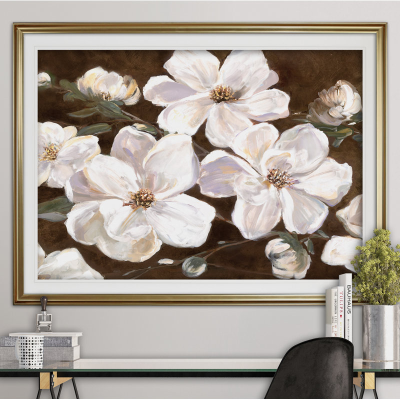 Blanc chocolat en fleurs I - reproduction de cadre photo, H 20 po x l 24 po x P 1,5 po, Or