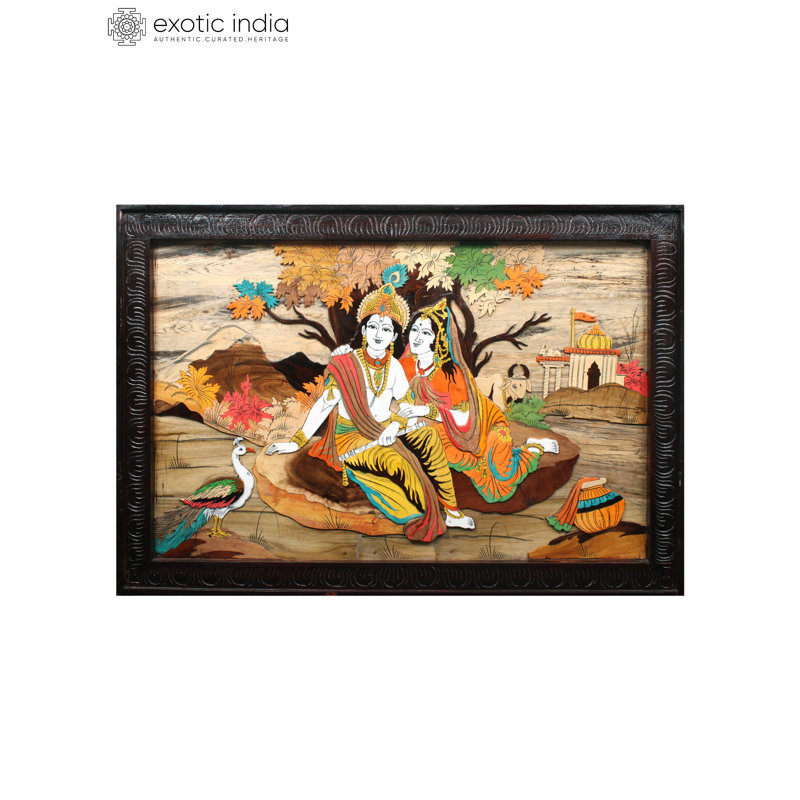 36 "Radha et Krishna assis sous un arbre, peinture naturelle sur bois en 3D avec incrustations - Art mural traditionnel traditionnel spirituel indien