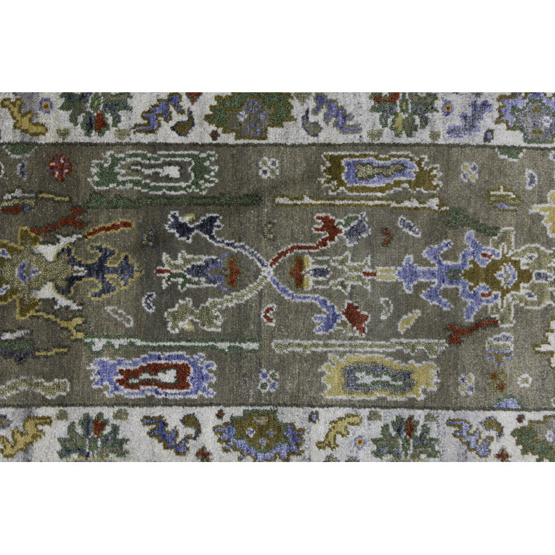Tapis gris / brun en laine noué à la main