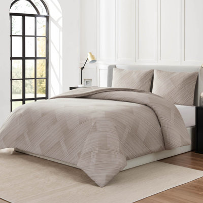 Nine West Zamira Comforter Set