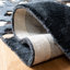 Tapis noir en viscose / cuir / coton touffeté à la main Jarrell-1298212345