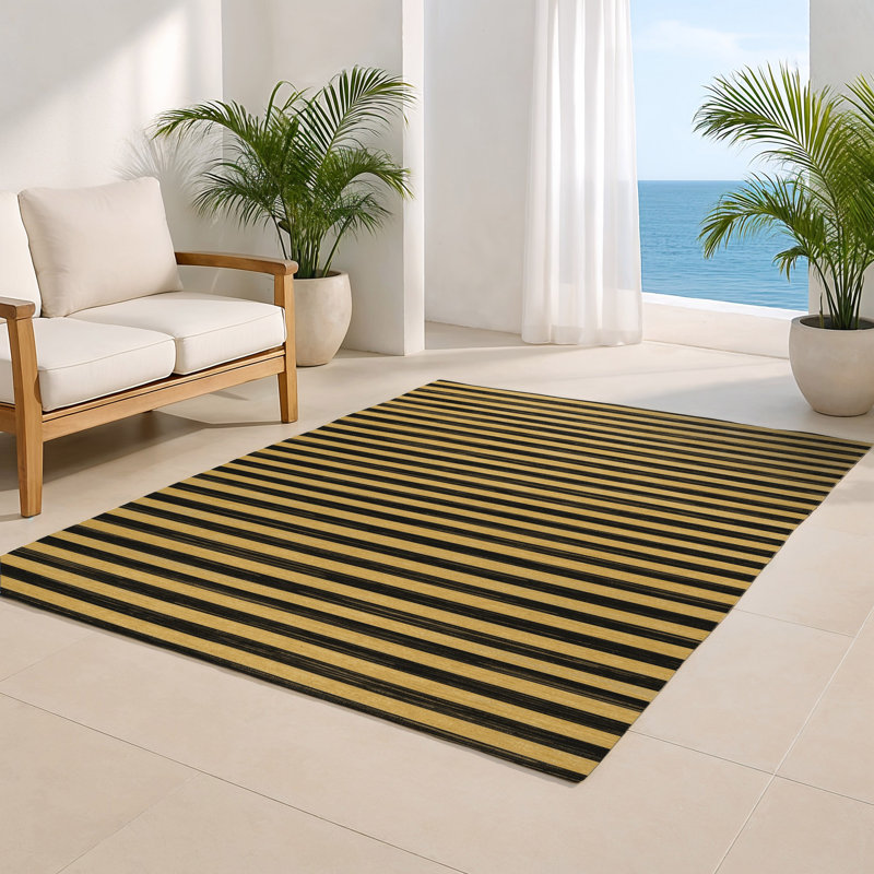 Tapis intérieur / extérieur brun HorizontalStripes, Rectangulaire 2 pi x 3 pi