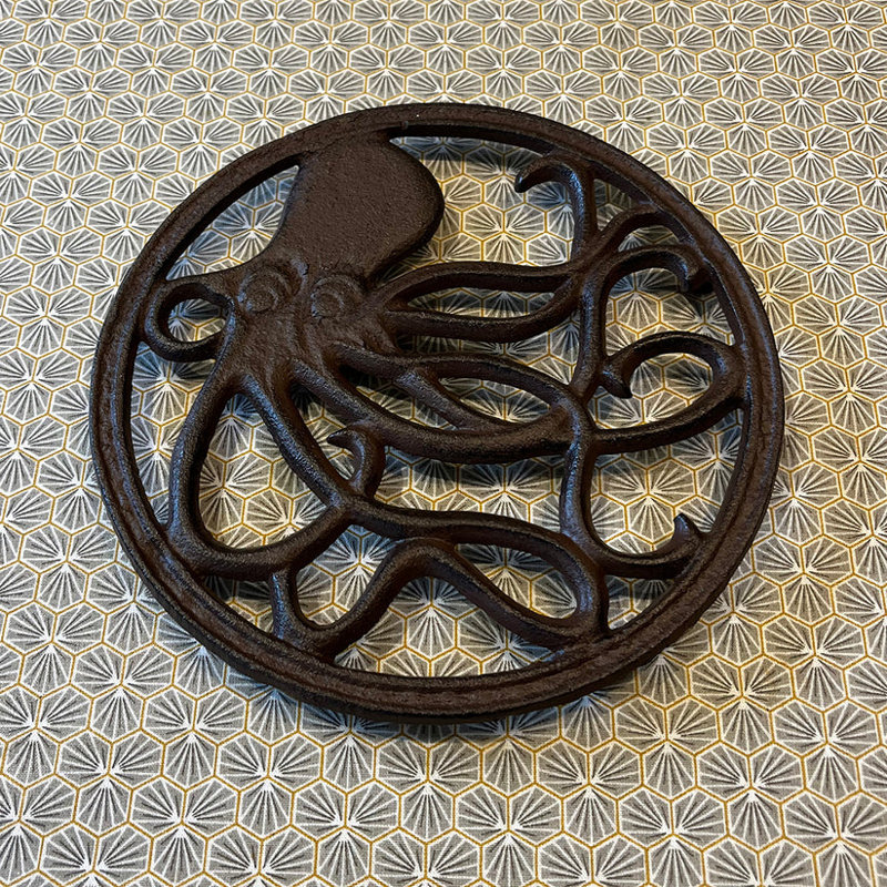 Round 1 Piece Trivet