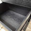 Commode noire à quatre tiroirs Oliver