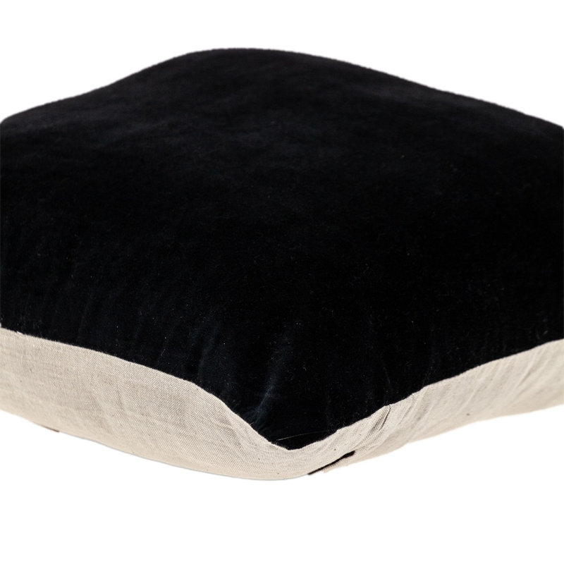 Coussin décoratif en velours noir deux tons, Noir