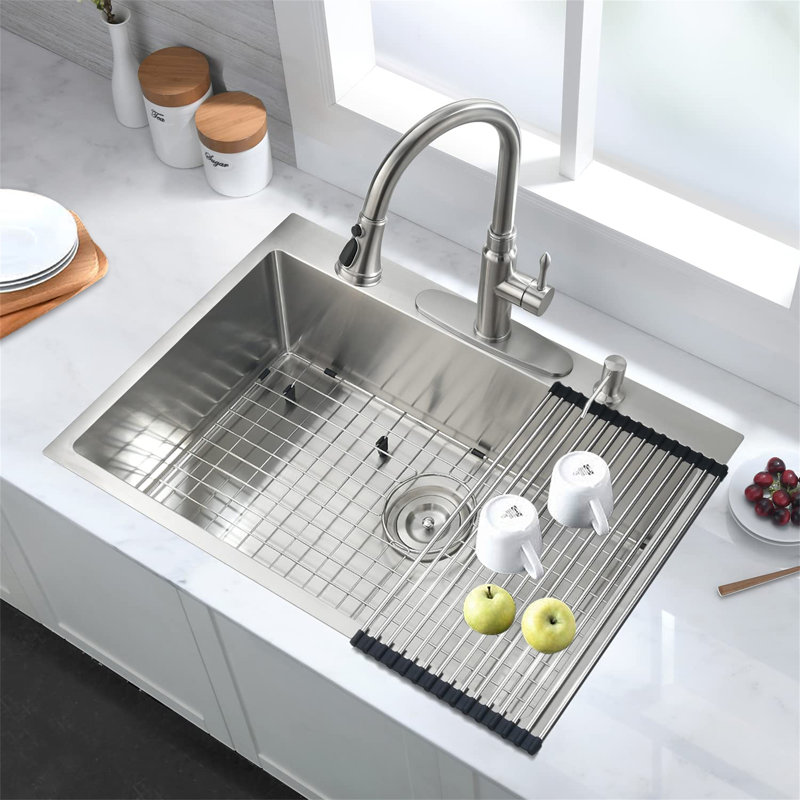 Évier de cuisine à cuve simple en acier inoxydable à 2 trous avec grille inférieure et crépine