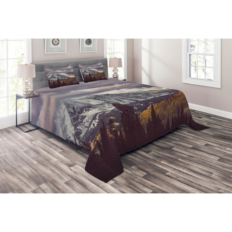 Landscape Polyester Coverlet, King Bedspread + 2 Shams