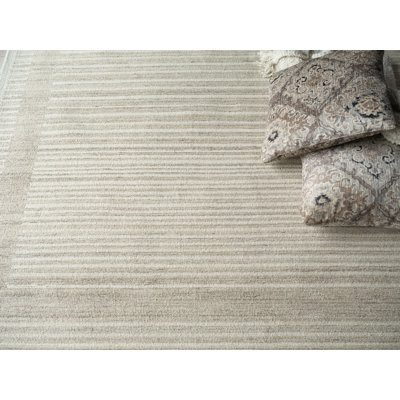 Dusseldorf hand-tufted New Zealand Wool Beige/Ivory Area Rug