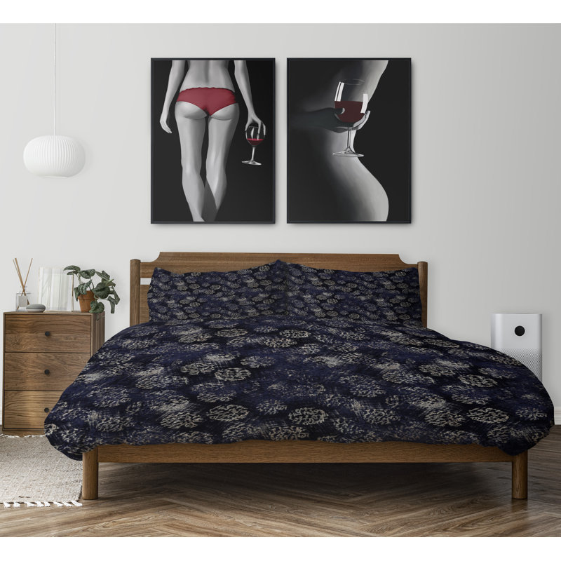 Polyester Channel Abstract Comforter, King Comforter + 2 King Pillowcases