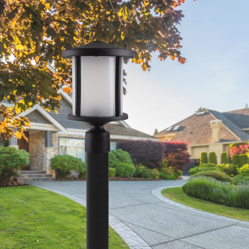 Solus Artisan Round Post Top Post Top Fixture with Frosted Acrylic Lens, Black, 3000K