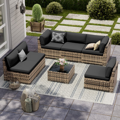 Ensemble de conversation pour patio 7 pièces, ensemble de mobilier d'extérieur en osier de rotin PE toutes saisons avec structure en acier, canapé modulaire de patio modulaire avec 4 chaises sans accoudoirs, 2 chaises d'angle et table basse en verre pour terrasse, cour arrière, porche
