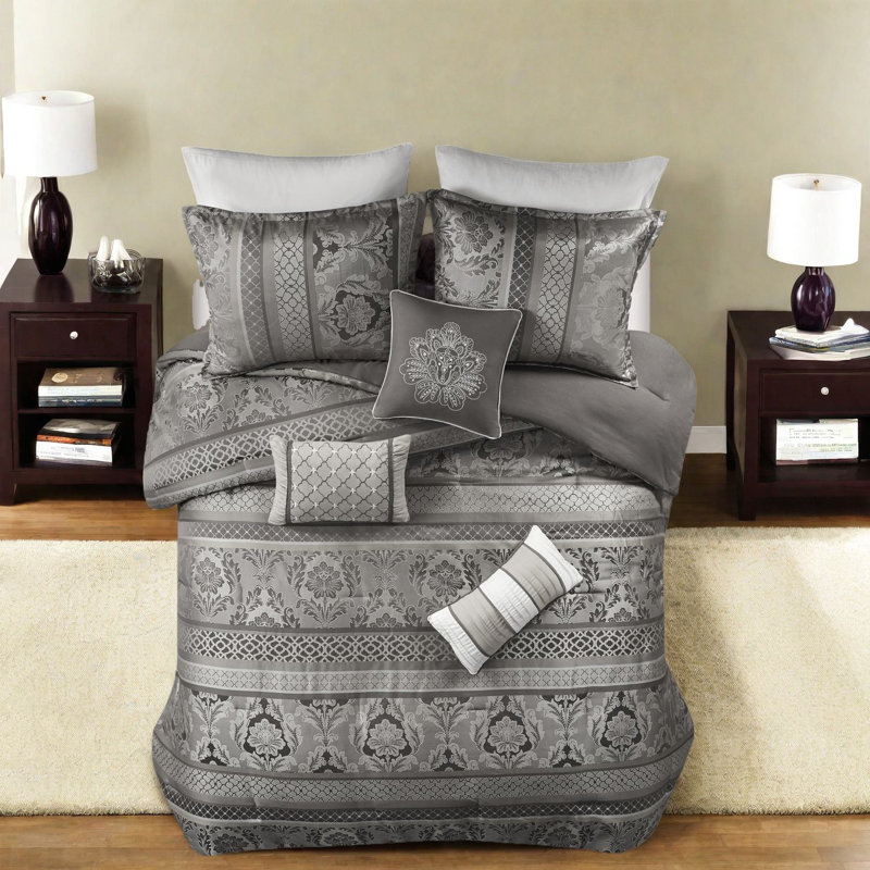 Luxury 7 Piece Polyester Bedding Sets, Jacquard Modern King Home