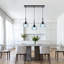 Luminaire suspendu linéaire à 3 lumières pour îlot avec globe en verre à rayures bleues, lustre noir de style campagnard pour cuisine, salle à manger, bar, salon, hauteur de suspension réglable, base standard E26