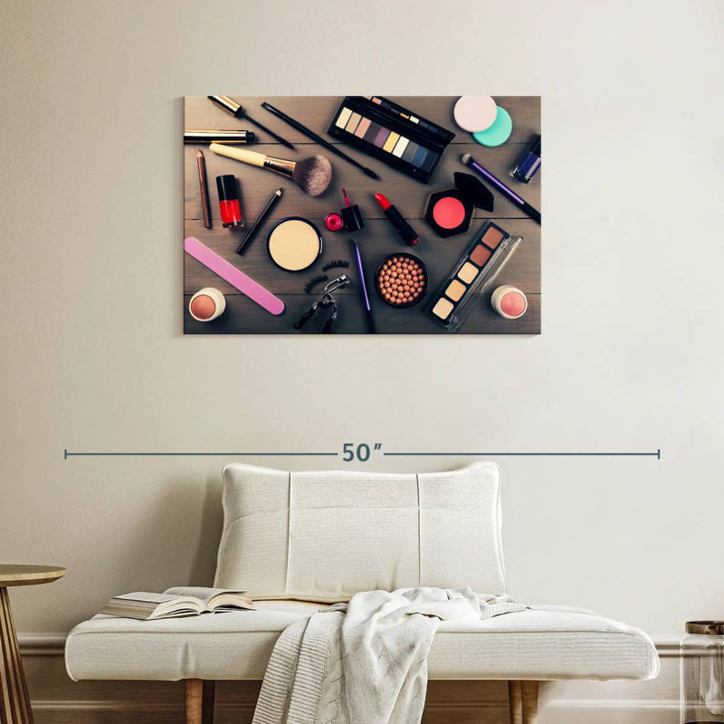 Shuttleworth Makeup Set, 24" H x 36" W