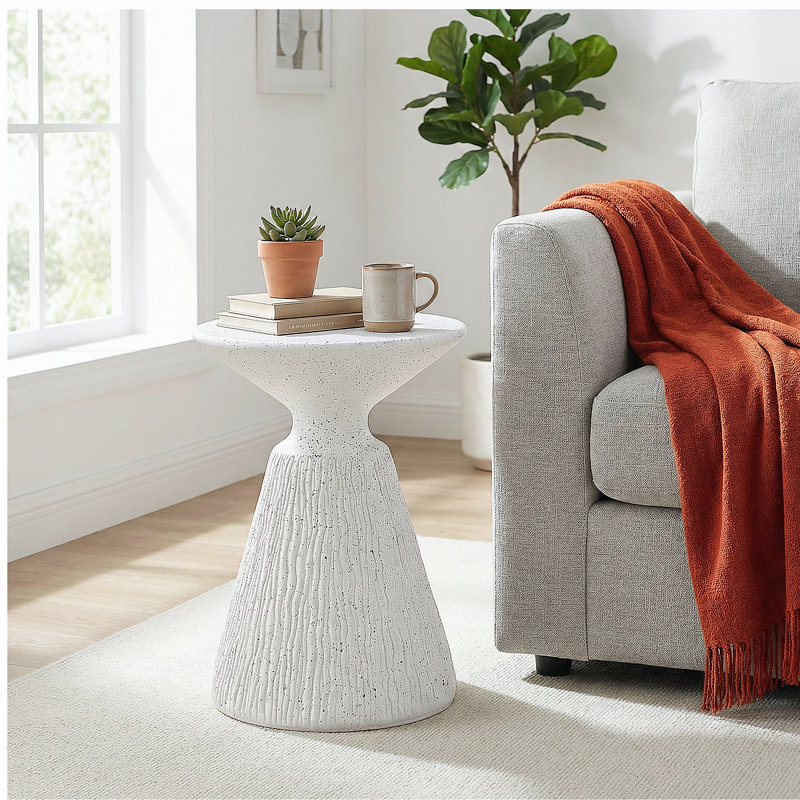 Table d'appoint d'extérieur en marbre blanc texturé MGO