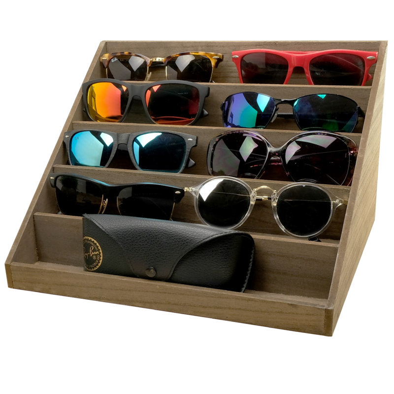 Boîte à bijoux avec lunettes de soleil