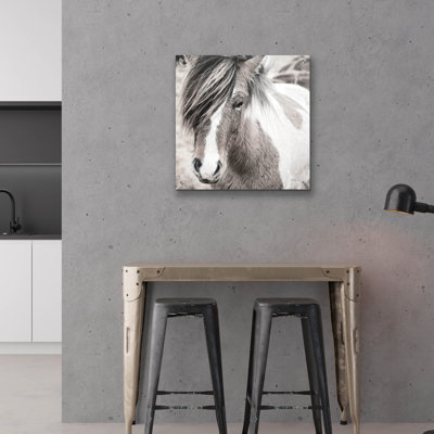 «Elska 4 Bw» par Laura Marshall, art mural en verre acrylique