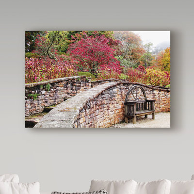 «Garden Bridge Stone» par Yareny, reproduction de photo sur toile tendue