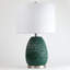 Lampe de table en céramique verte de 24,3 po avec apparence élégante, abat-jour en tissu et interrupteur rotatif, compatible avec diverses ampoules à culot E26 de type A-1316311510