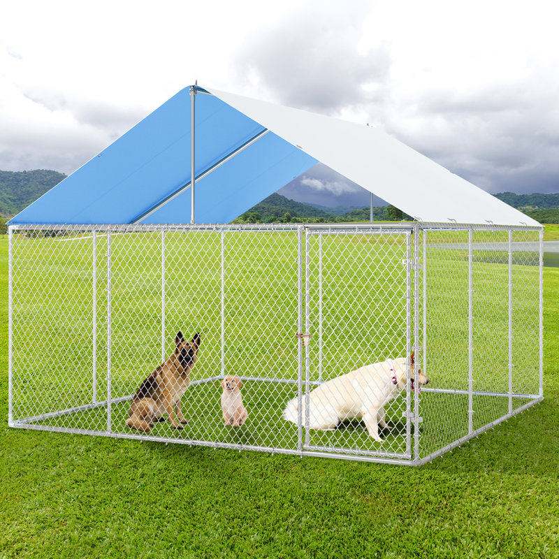 Metal Yard Kennel With Door, 90" H x 176.4" W x 176.4" D