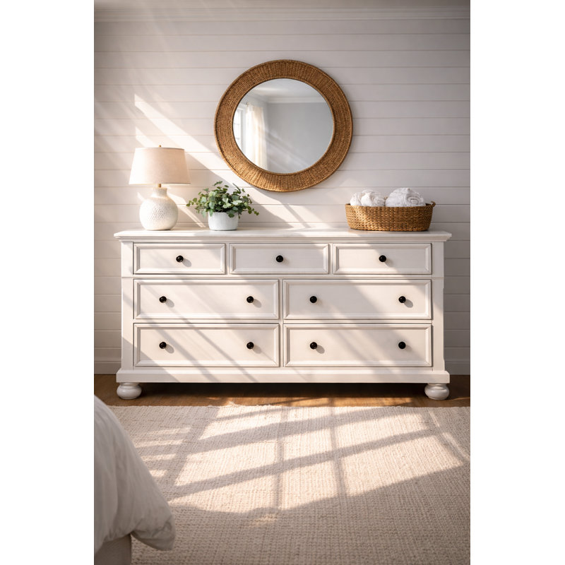 Aurane 65.25"W 7-Drawer Dresser with Bonus Hidden Jewelry Tray · Traditional, White