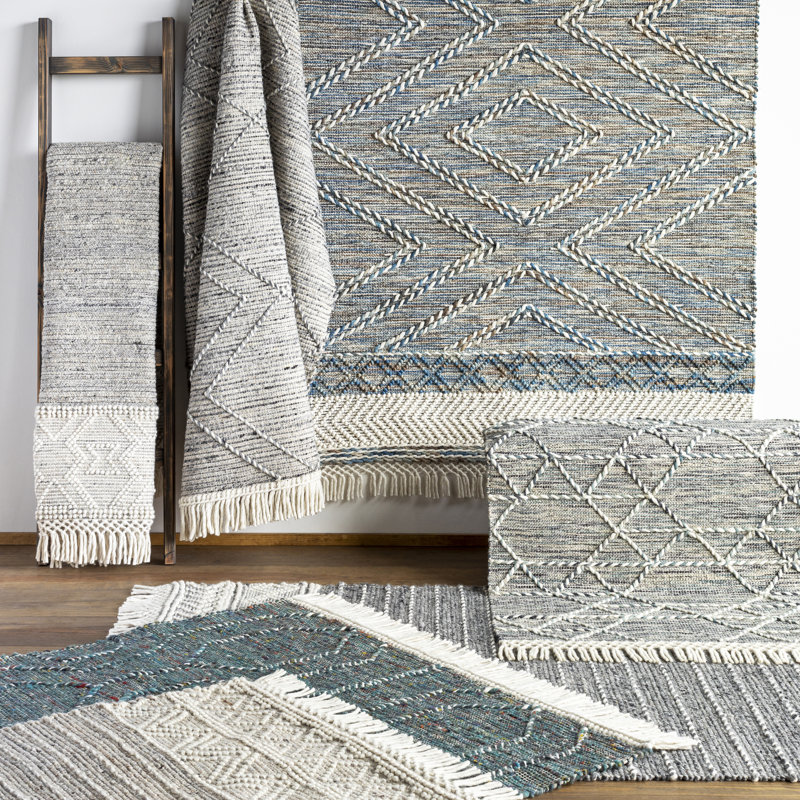 Beera Handmade Handwoven Area Rug in, Rectangle 5' x 7'6"