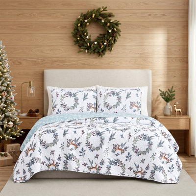 Southshore Fine Linens Happy Holidays Oversized Reversible Quilt Set, 100 GSM Double-Brushed Microfiber Holiday Bedding, 1 Quilt and 2 Pillow Shams, Full / Queen