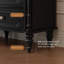 Armoire d'appoint en bois manufacturé noir massif
