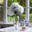 Dahlia dans un vase-355991672