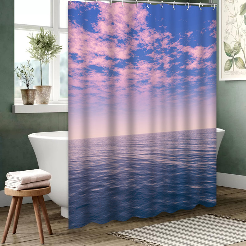 Rideau de douche Calm Sea Clouds Sky, 72" L x 84" W