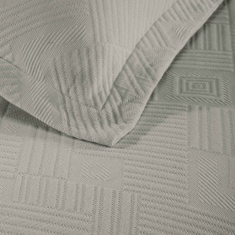 Scotia 100% Cotton All-Season Geometric Fret Jacquard Matelasse Bedspread/Coverlet Set, Queen Bedspread + 2 Shams, Platinum