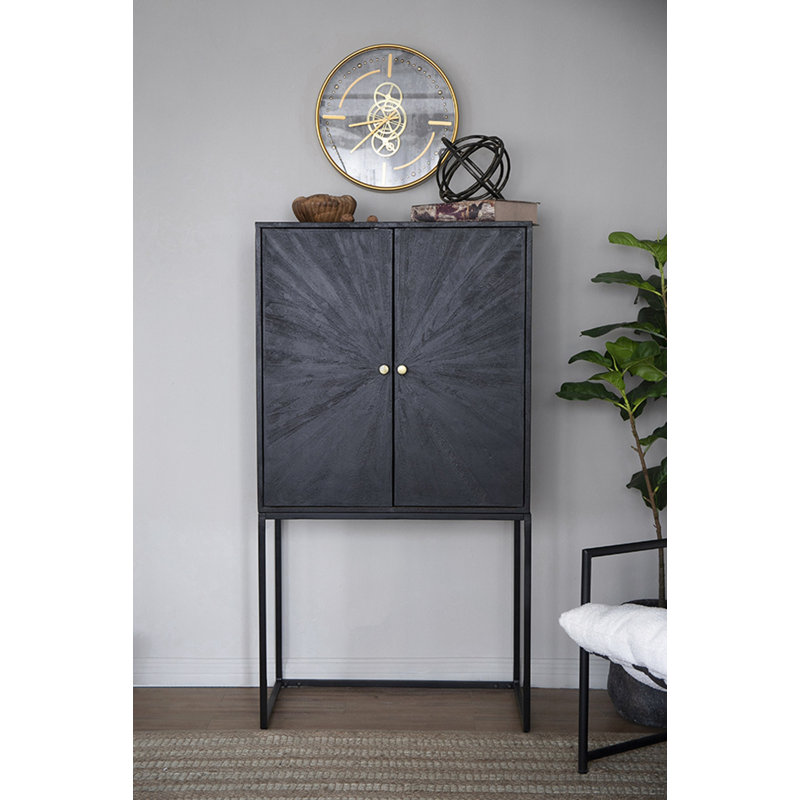 Armoire 31,5 x 16,5 x 60 po