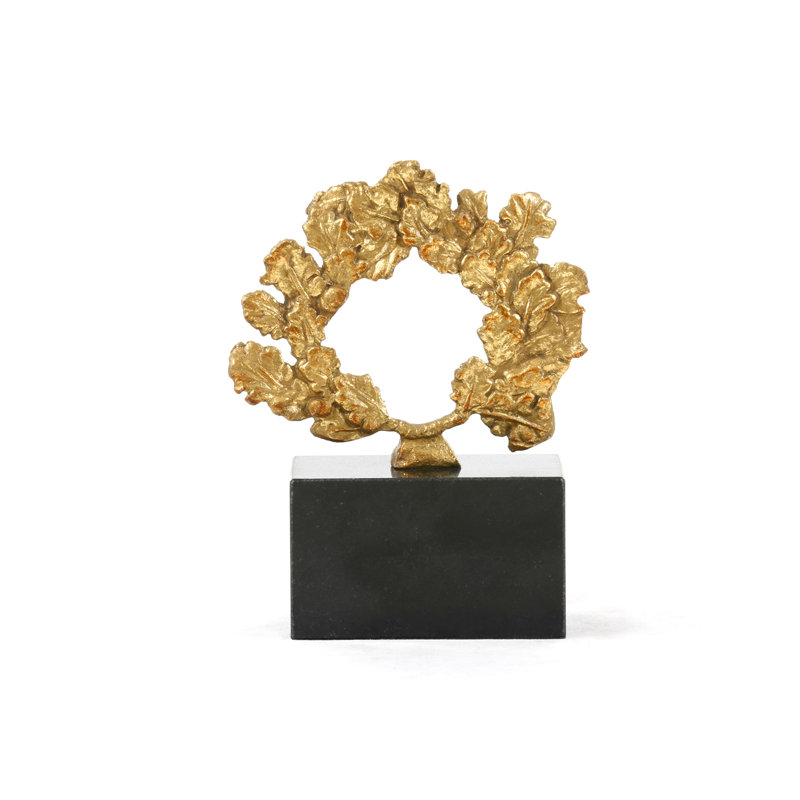 Wreath Sculpture