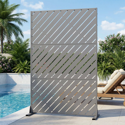 Outdoor Metal Privacy Screen
