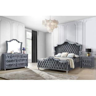 Boykins 4 Piece Bedroom Set