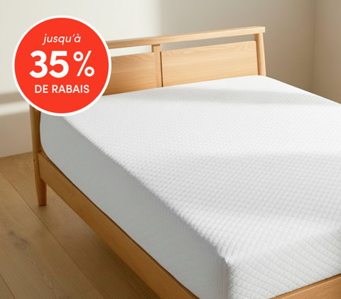 Matelas et accessoires jusqu'à 35 % de rabais avec matelas blanc sur cadre de lit en bois