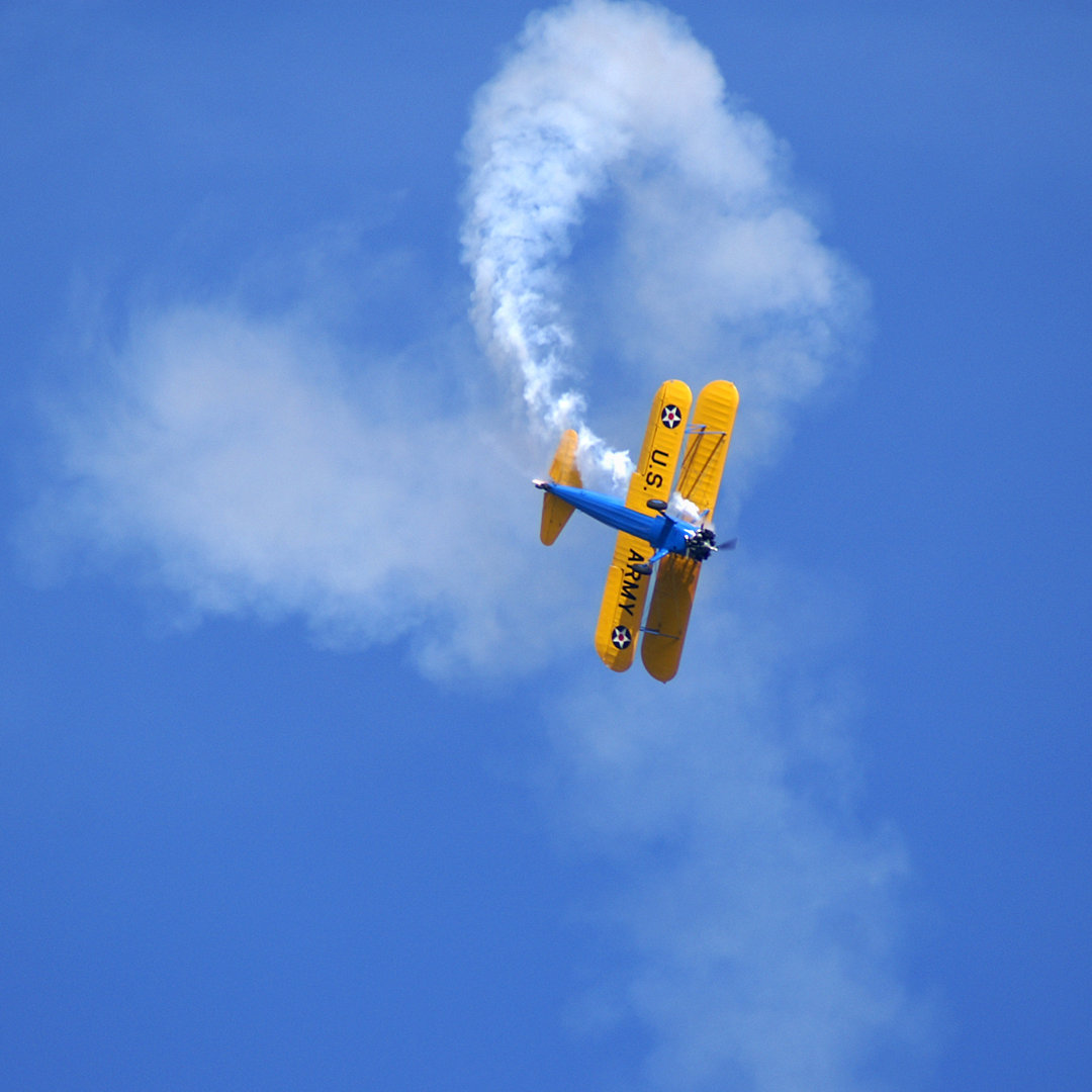 Stearman Kaydet Doppeldecker von NNehring - Kunstdrucke auf Leinwand